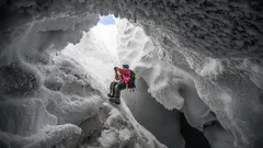 Har ingången till underjorden hittats? Antarktis avslöjar hemligheten som varit dold i 70 år